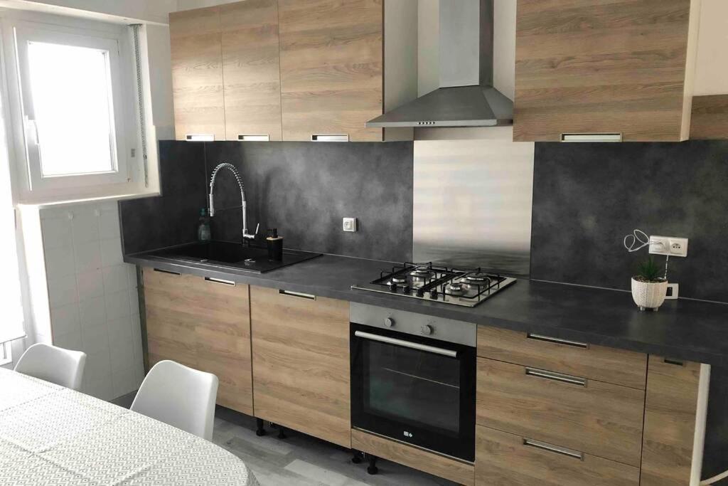 Tres Bel Appartement F4 Proche Gare Riedisheim Exteriér fotografie